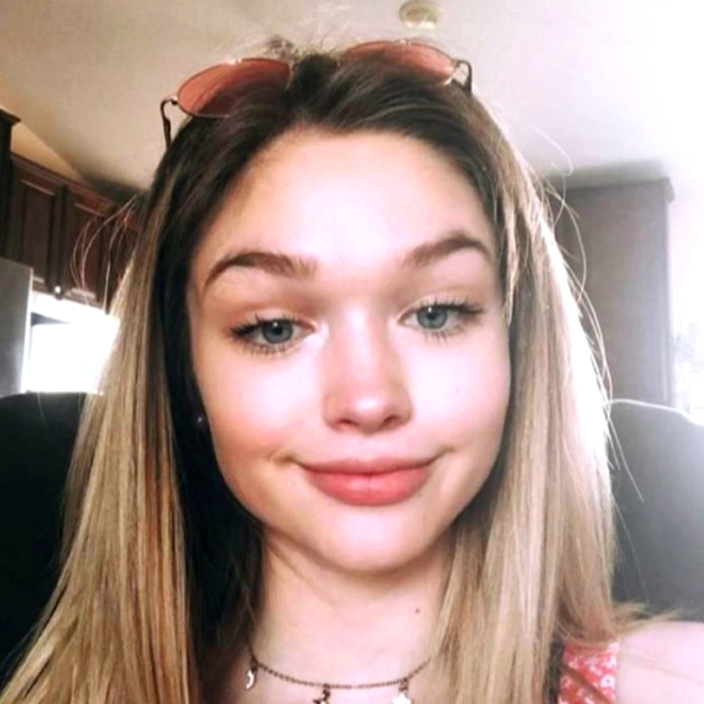 Meet your Posher, Kellie